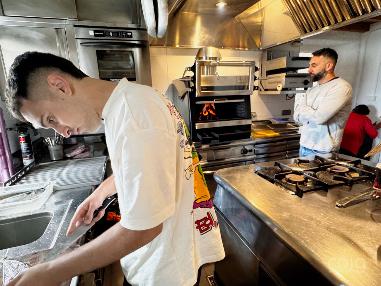 Reforma de cocina en restaurante: sustitución de plancha por horno de brasa